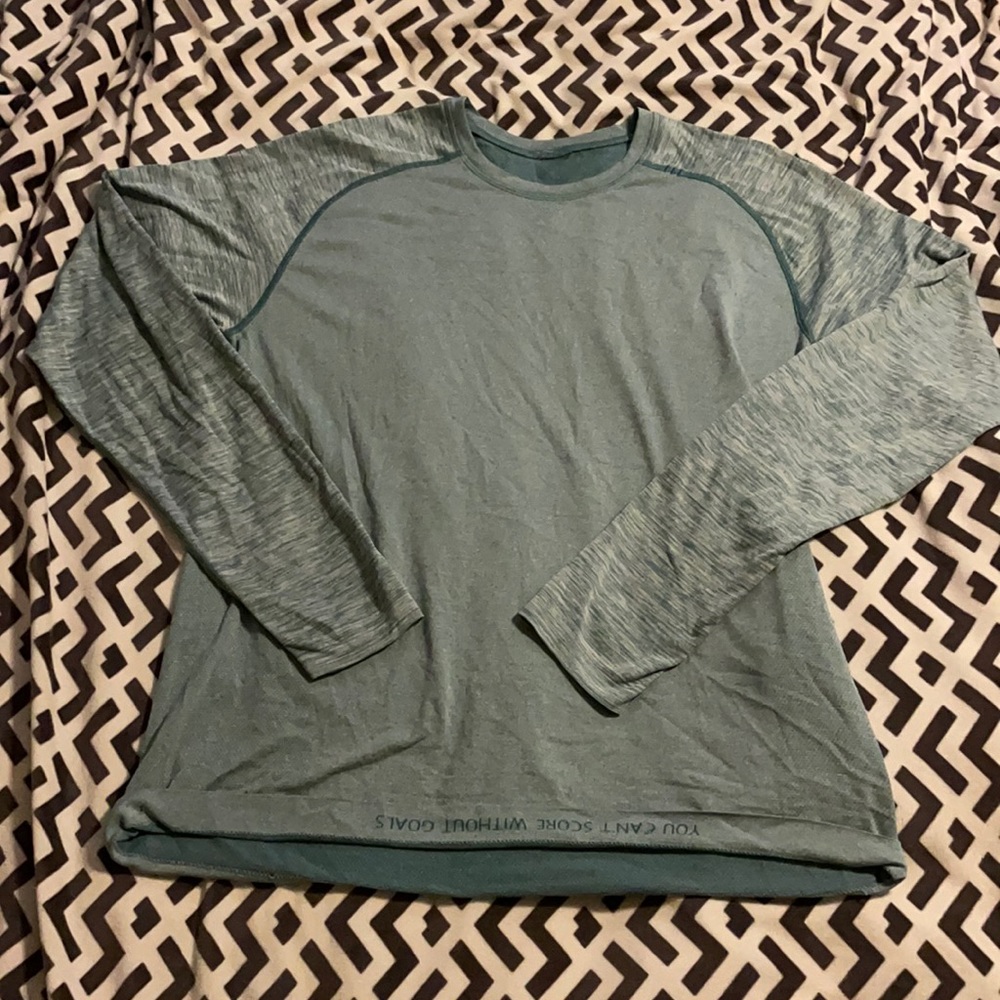 🍋 Lululemon Vented Long Sleeve Shirt